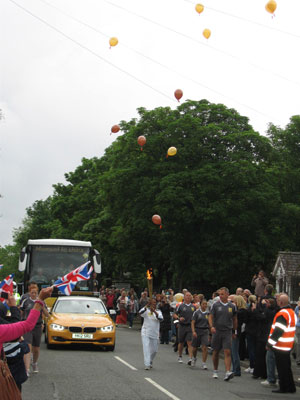 Olympic-Torch-Balloons