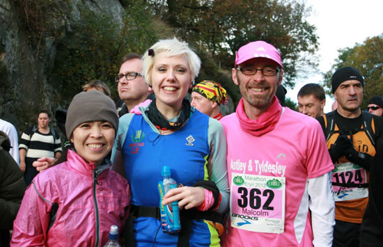Snowdon-Start-2012-in-Pink