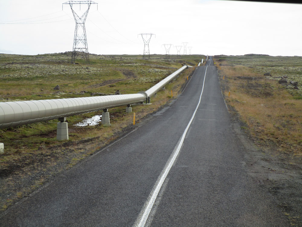 iceland-pipeline
